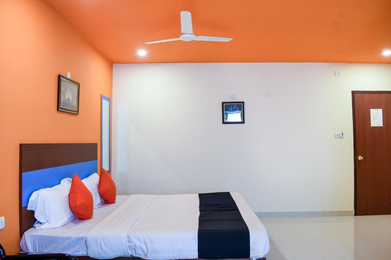 Capital O 67249 Hotel Planet Bhubaneswar Exterior foto
